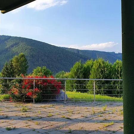 Villa Doliny *